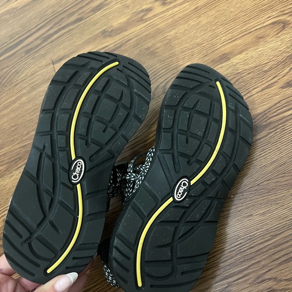 Chaco Boost Black ZX/2 Classic Sandals Size 6 US $100 - Picture 4 of 6